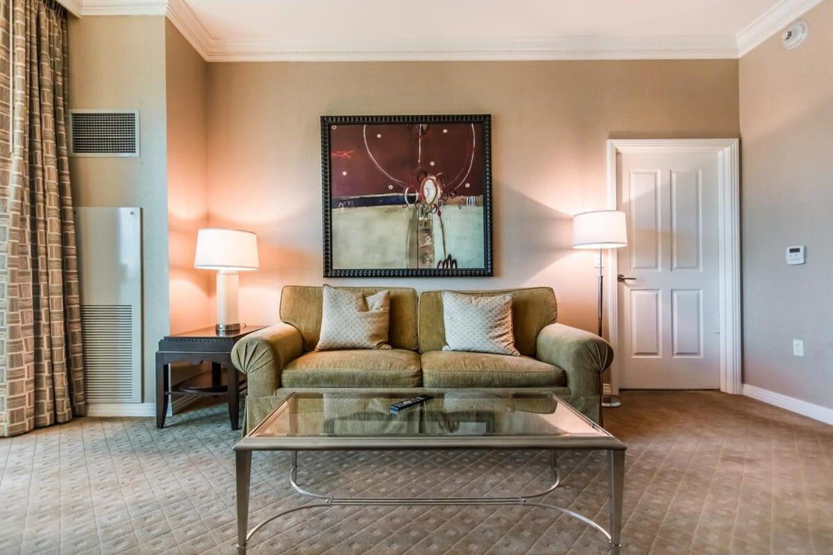Stunning 1 Bedroom Mgm Signature W Balcony 30814 Holiday home